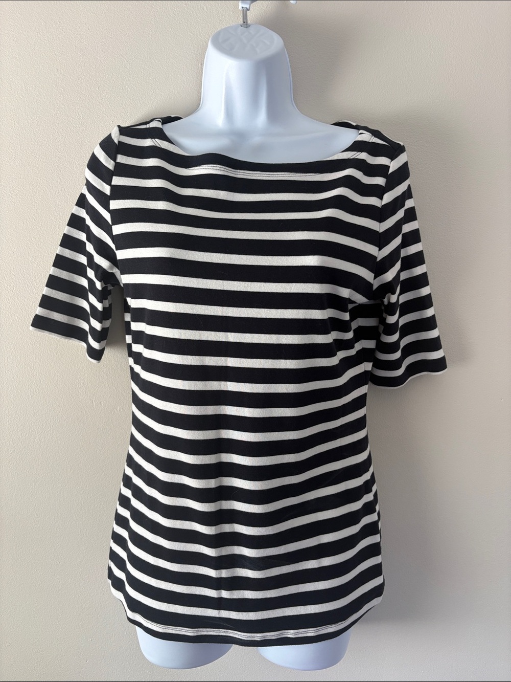 Ellen Tracy Black & White Striped Boatneck Short Sleeve Top